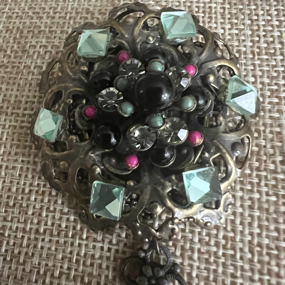 Vintage Victorian Style Filigree Dangle Brooch Pin Green Black One Size Goth
